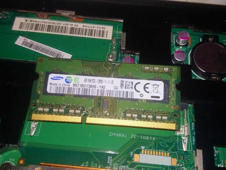 Продам оперативку для Ноутбука