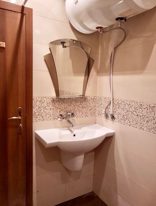 Продава се Двустаен апартамент в Пловдив, Кючук Париж - 75 кв.м за 922 €/кв.м - Снимка #3