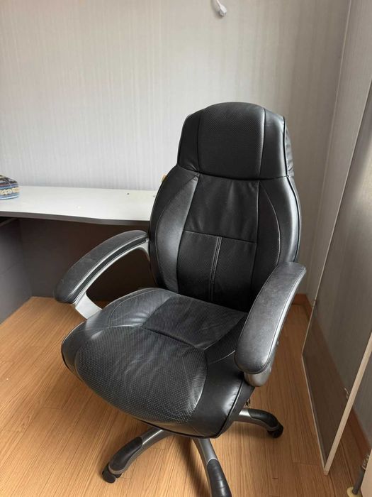 Компютерное кресло