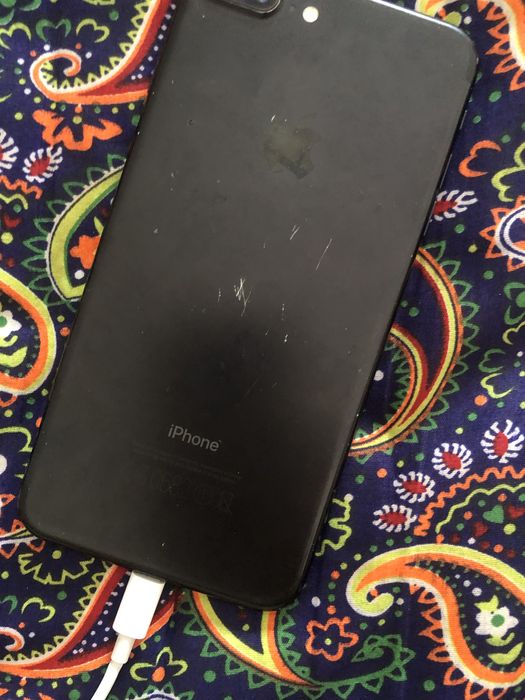 iphone 7plus sotiladi radnoy telefon