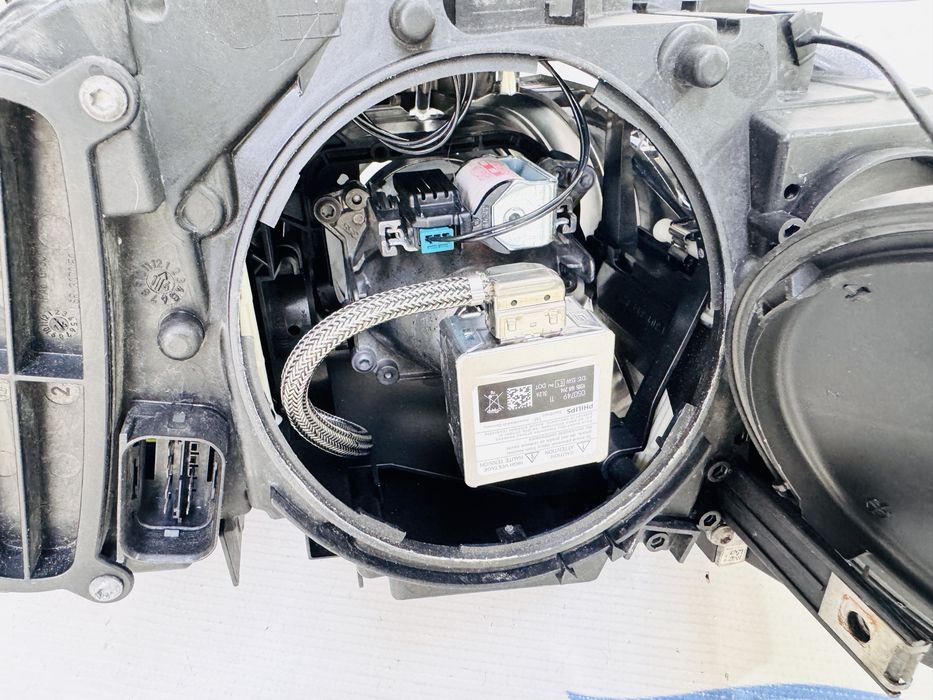 Far stanga bixenon BMW Seria 4 F32 cod 7387543-01