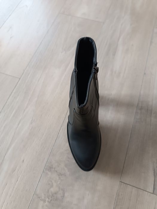 Обувки/боти на ток