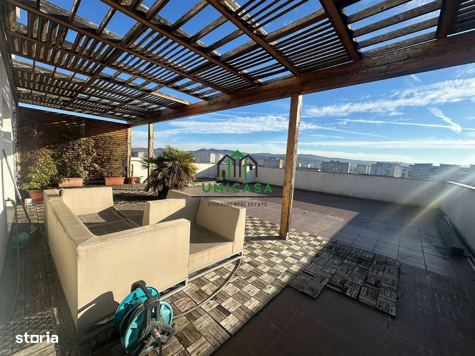 Apartament 4 camere - tip Penthouse - Zona 1 Mai