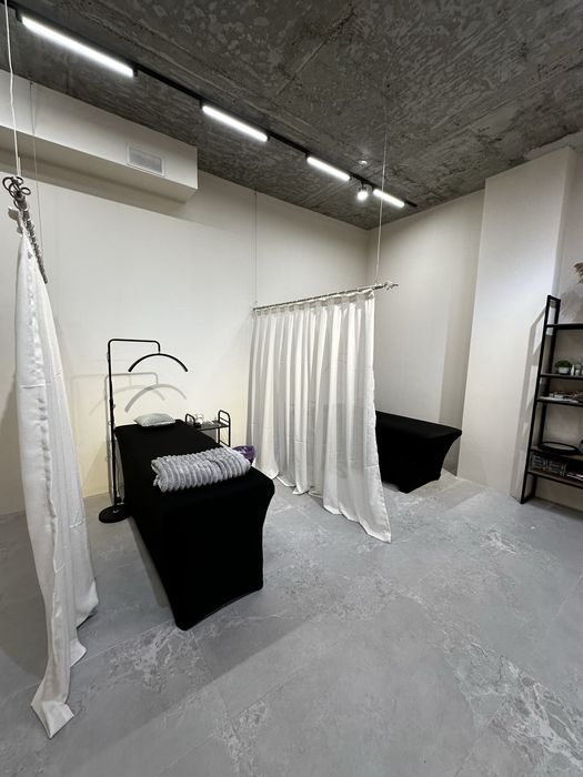 Сдается рабочее место в студии красоты