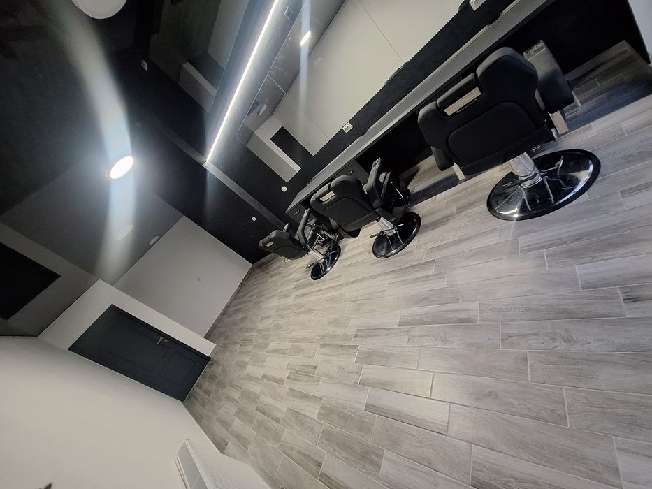 Inchiriez Salon Frizerie/Coafor