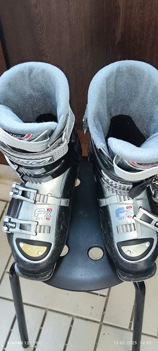 Ски 120см плюс апарати и щеки карвинг