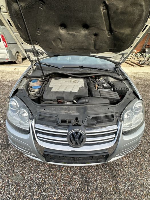 Vw Golf Jetta 2.0TDI CBD DSG