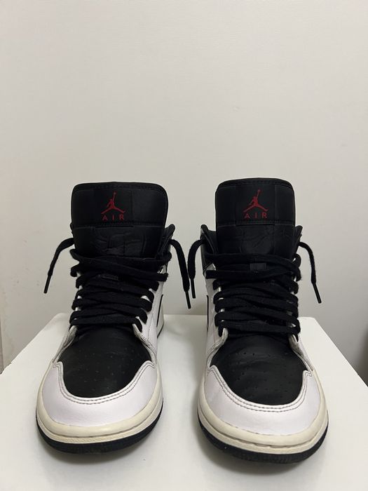 Кроссовки Jordan 1 Mid