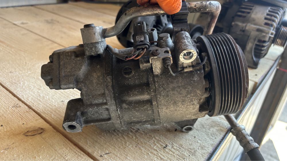 Compresor clima bmw  e90 e87 318i 320i cod motor N43 benzina 2008+