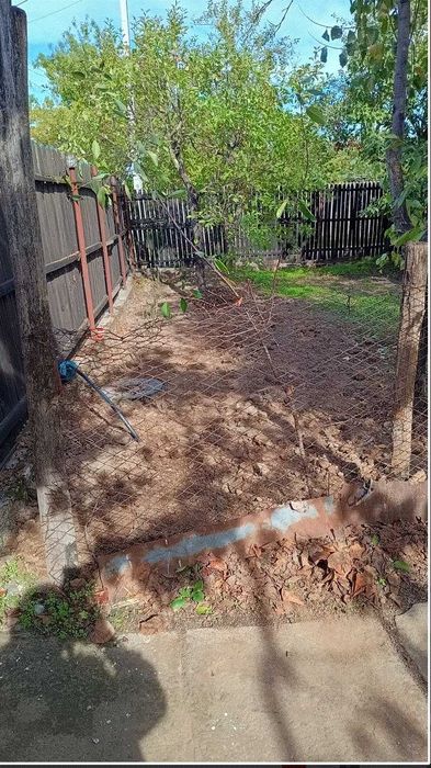 Arges, sat Padureti Vand casa cu livada 1200 mp