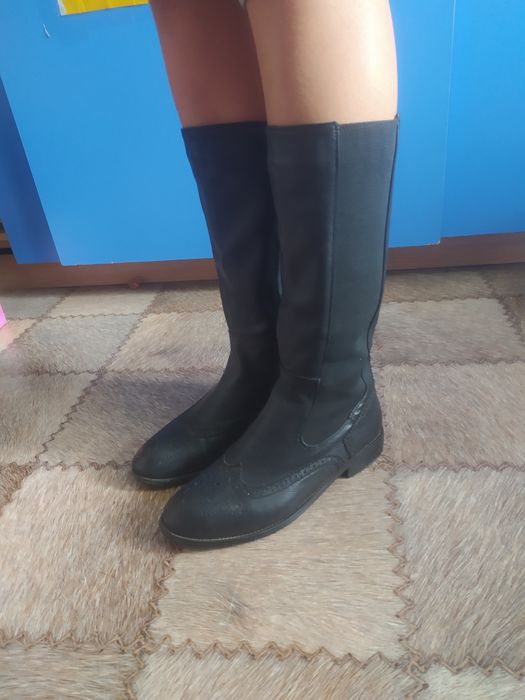 Продам обувь на девочку