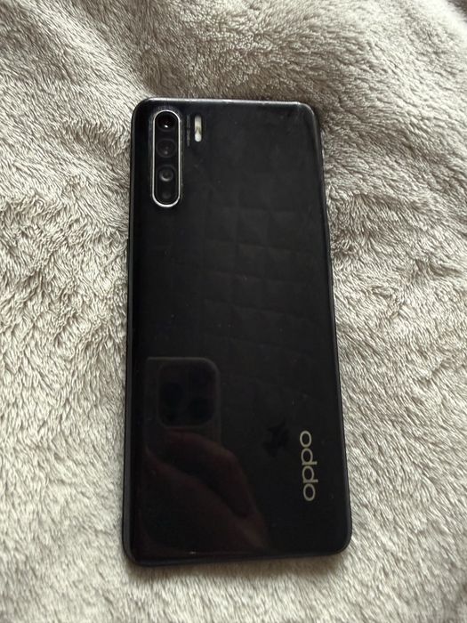 Oppo reno 3 телефон