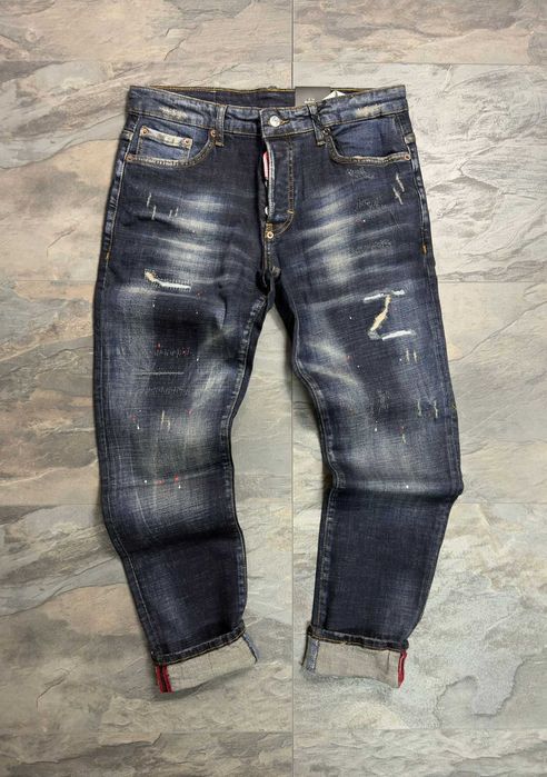 Мъжки дънки DSQUARED2 – стил, комфорт и спортно-елегантна визия