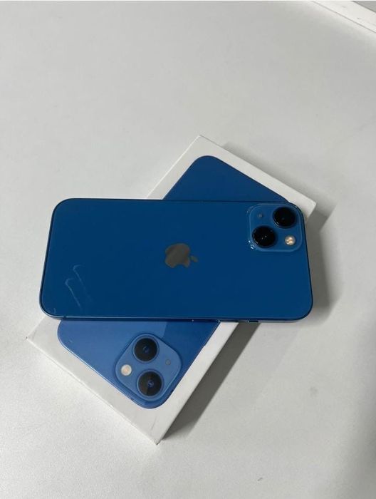 Продается айфон 13