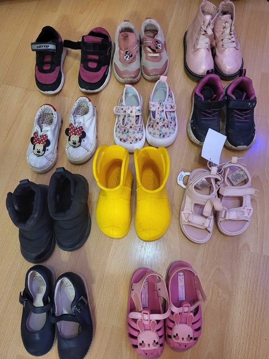 lot 8 perechi adidasi Lotto,Minnie,sandale Ipanema,ghete Okaidi,tenisi