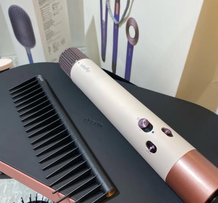 Dyson airwarp HSo5