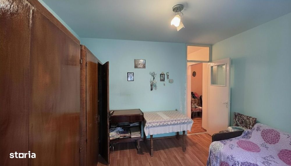 Apartament 3 camere de vânzare, str. M. Sadoveanu