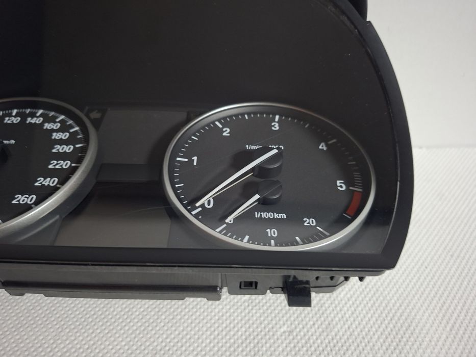 Ceasuri Bord BMW E90 E91 E92 E93 LCI Facelift 2.0d / 3.0d Diesel Europa (Cod 9187344)