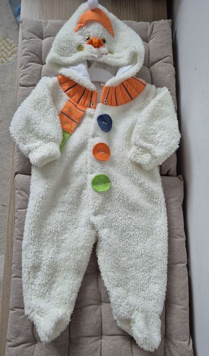 Combinezon bebe - Marimea 9 luni