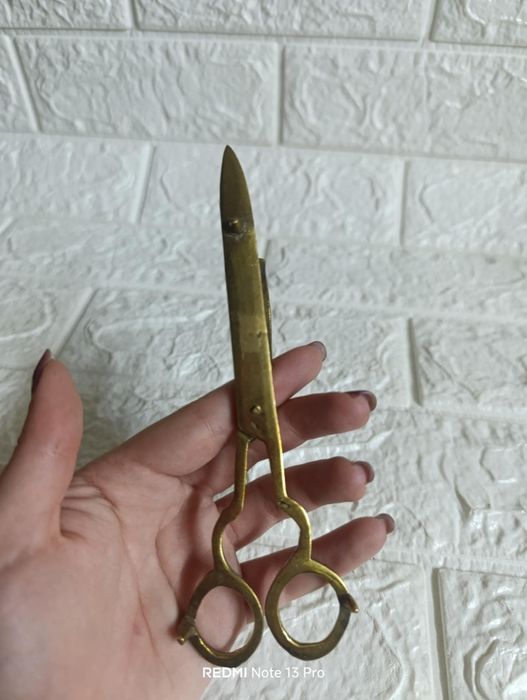 Ножичка за гасене на свещи