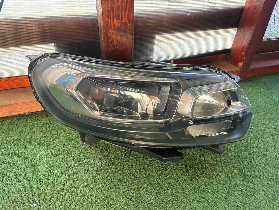 фар десен Citroen Jumpy Spacetourer xenon след 2016г. #536S.