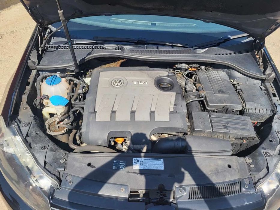 dezmembram volkswagen golf 6 2012 1.6 tdi