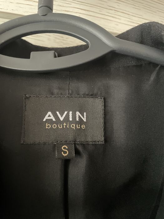 ЗаменямСако Avin ,S .Ново,само етикета е свален.                     .