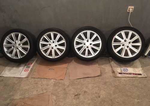 Продам диски с резиной Камрики 16