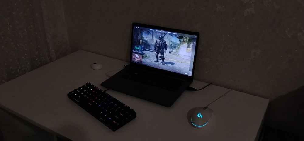 Продам ноутбук асус.