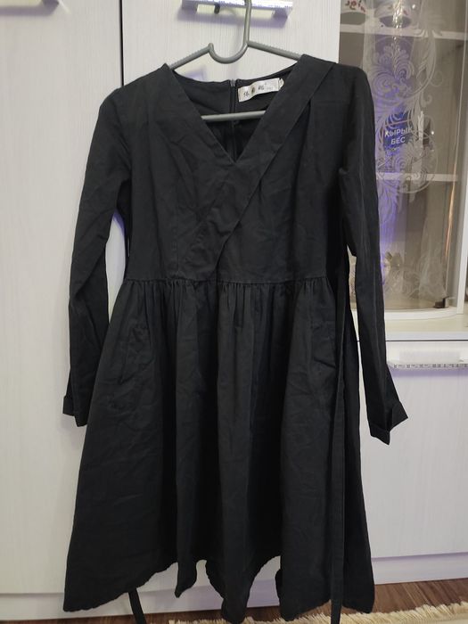 Платье нодевала пару раз длина короткая