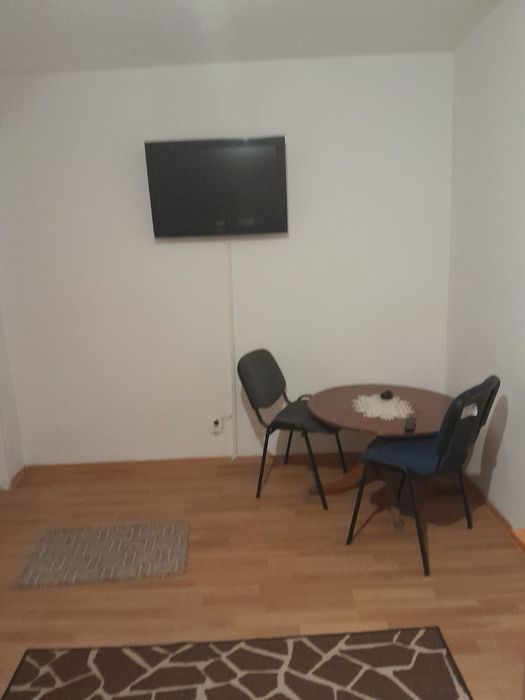 Vand garsoniera in cart. Salcamilor