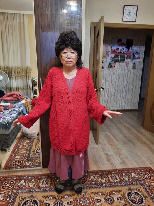 Одежда вязаная ручной работы крючком