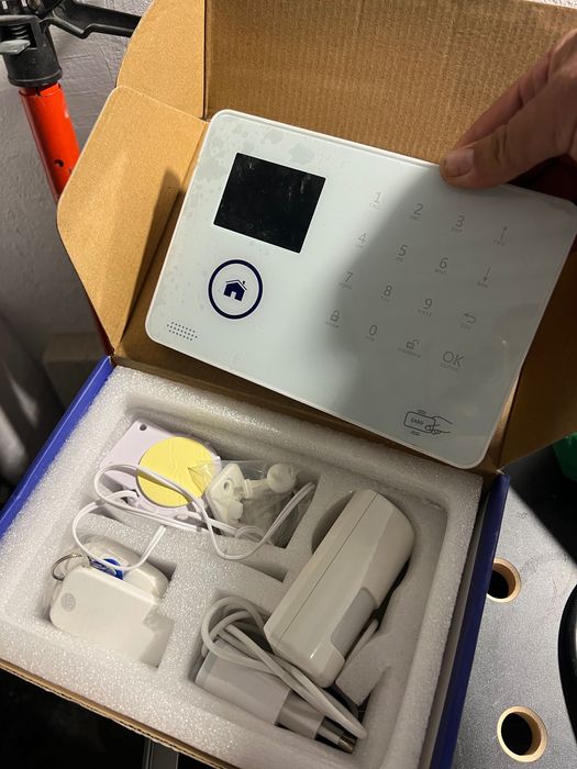 Gsm alarm system домашна алрма