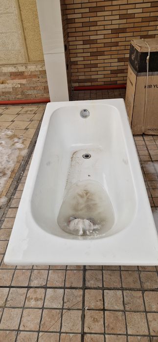 Янги чугунная ванна сотилади