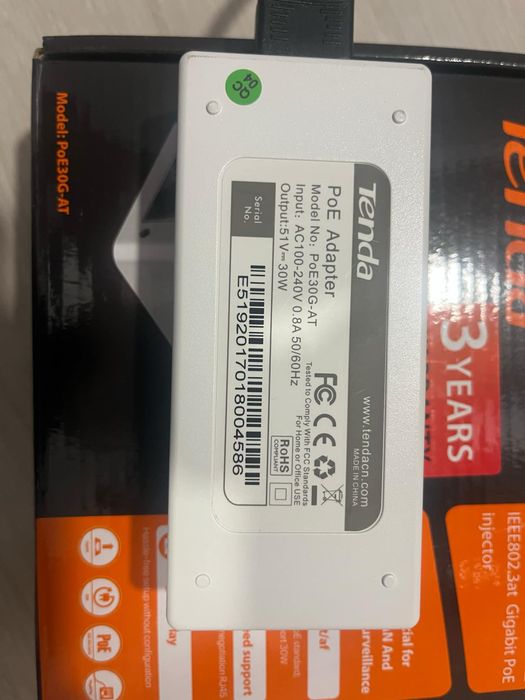 PoE Injector Tenda PoE30G-AT, IEEE 802.3at, plug & play