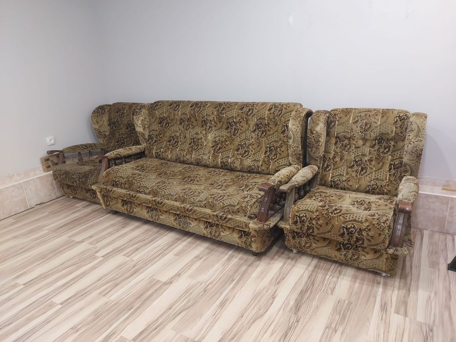 Диван комплект..