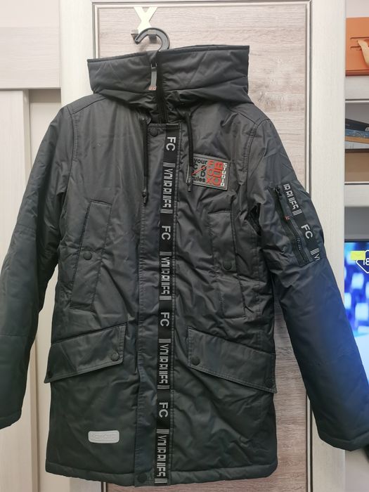 Зимняя куртка, размер 152