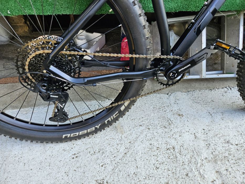 27.5  цола Крос Капитан 12 х 1 , гуми 27.5 х 30