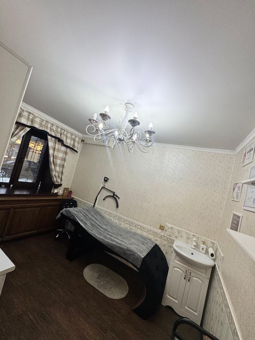 Сдам в аренду салон красоты