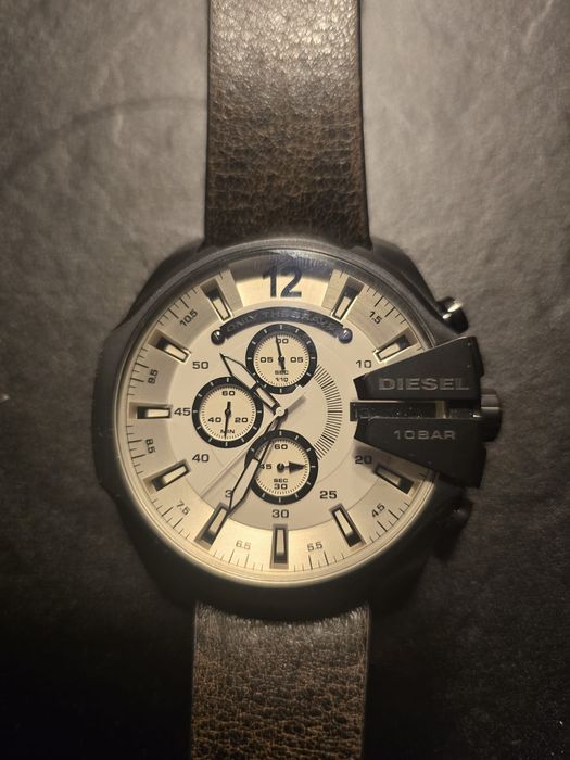 Часовник Diesel DZ4422