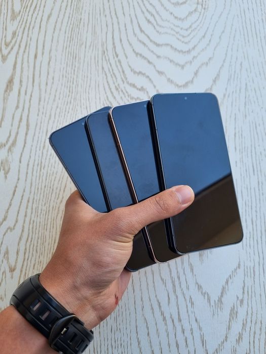 Samsung Galaxy S22 5G. Joyi 256 GB. Imekadan o'tkan