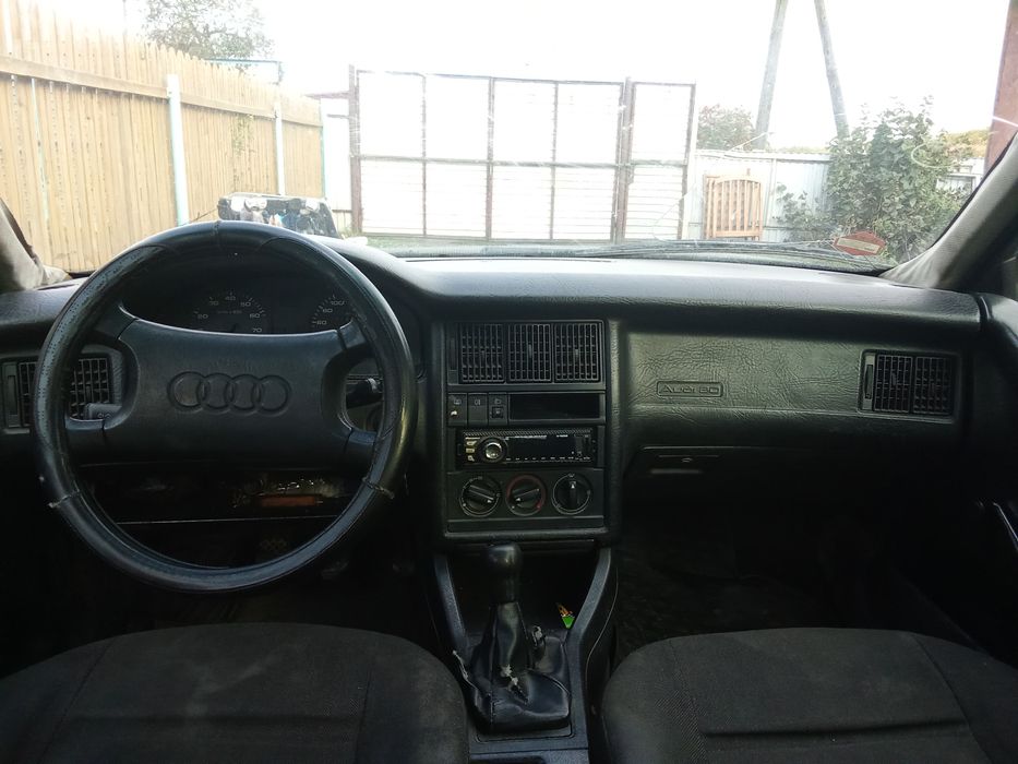 Продам Ауди б 3  на ходу