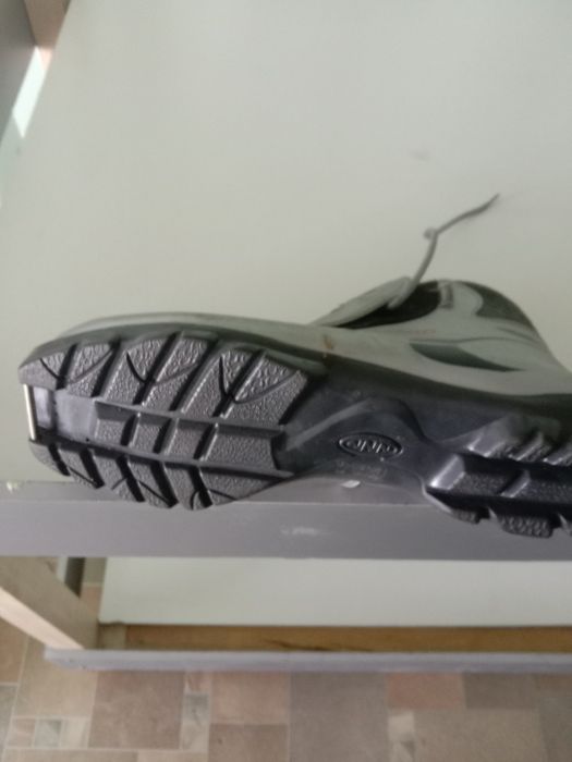 Беговые лыжи с ботинками 39 размер