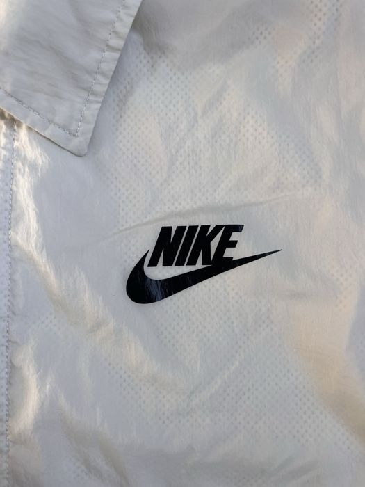 Мъжка ветровка Nike