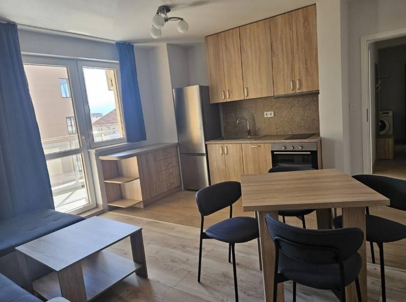 Дава се под наем Двустаен апартамент в Пловдив, Южен - 62 кв.м за 415 € - Снимка #1