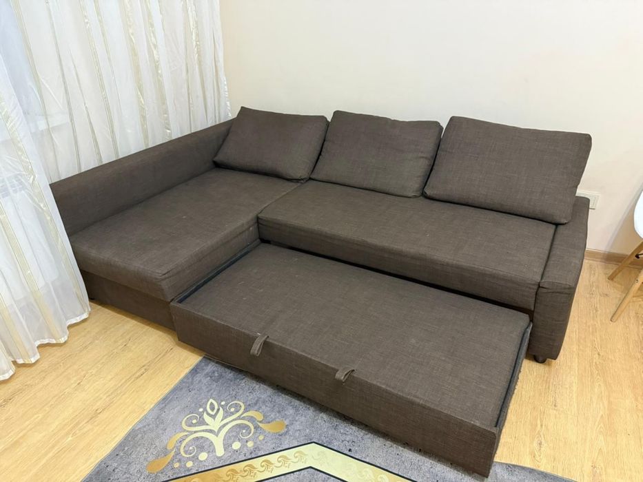 Диван угловой в хорошем состоянии