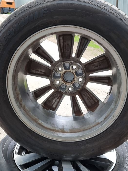 Диски R18 с шинами на Subaru Outback BS