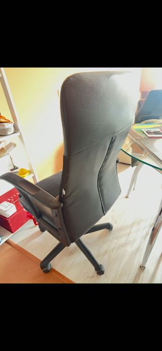 Офис Стол Черен Igo