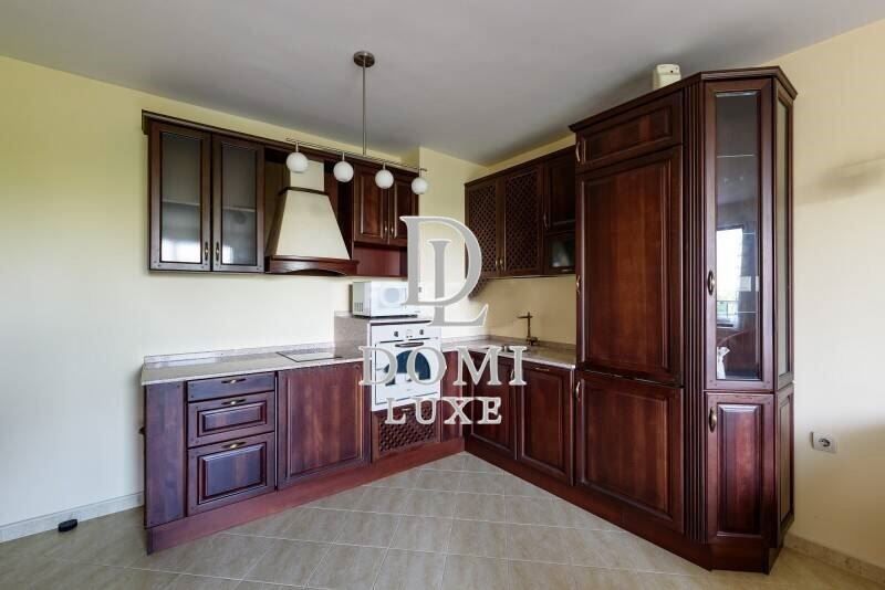 2-стаен в София-Бъкстон площ 65 цена 220000