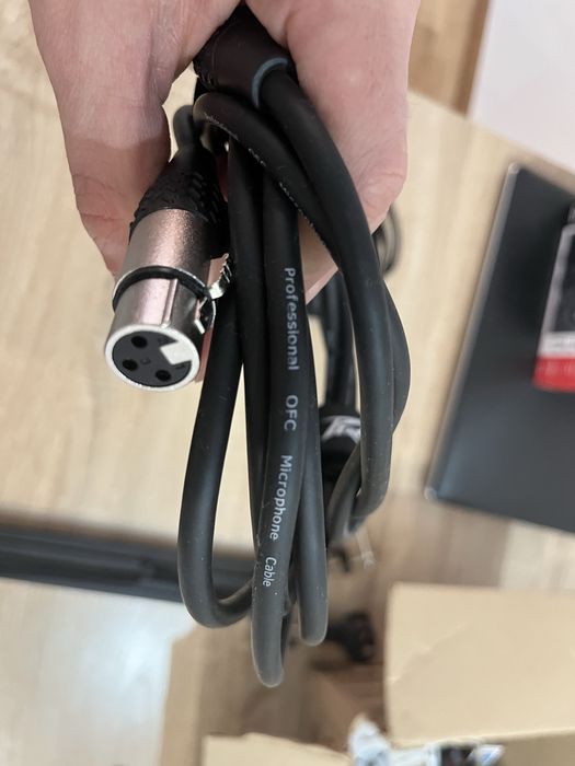 Срочно Микрофоны RODE M5